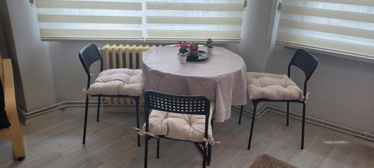 Family Apt For 7 People, 10 Min Walk To Taksim Square Daire