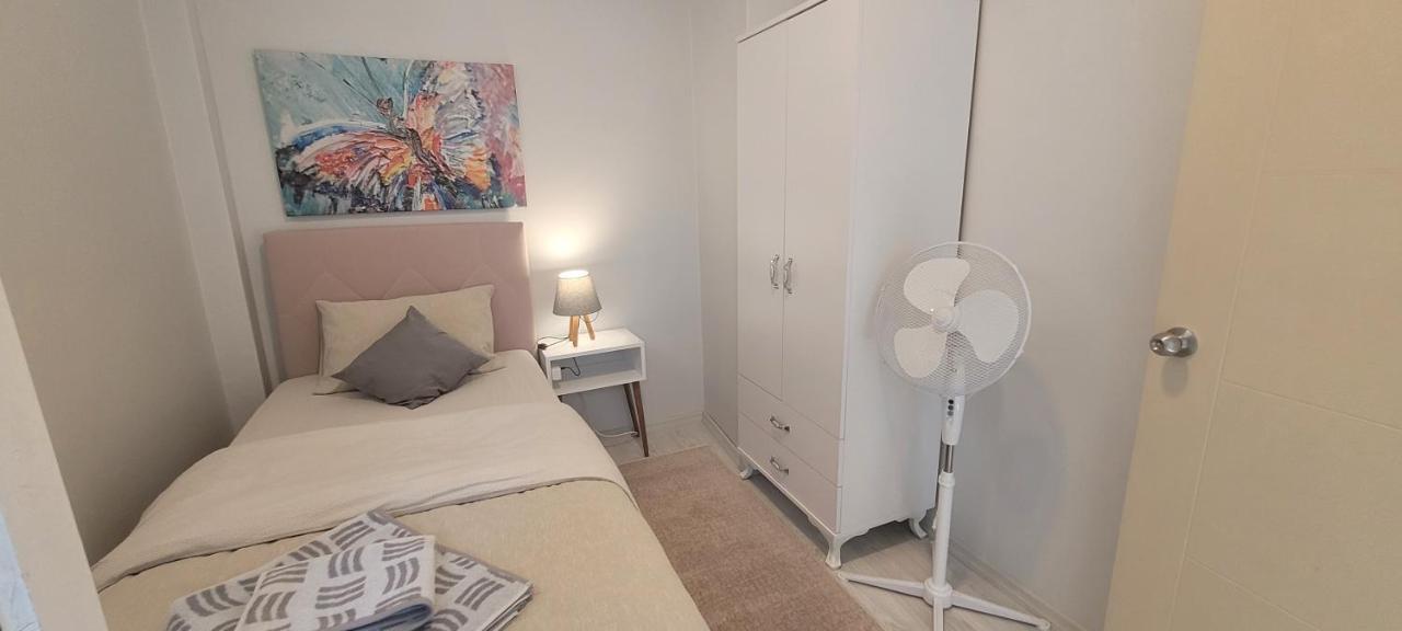 Daire Family Apt For 7 People, 10 Min Walk To Taksim Square İstanbul