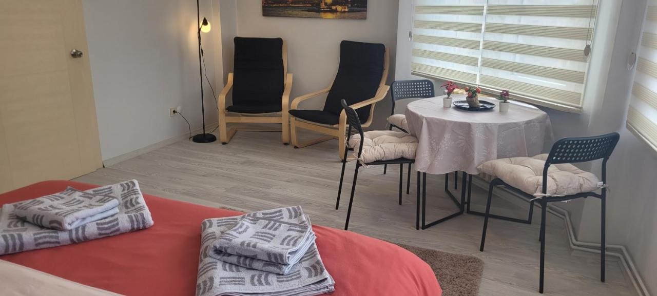 Family Apt For 7 People, 10 Min Walk To Taksim Square Daire *